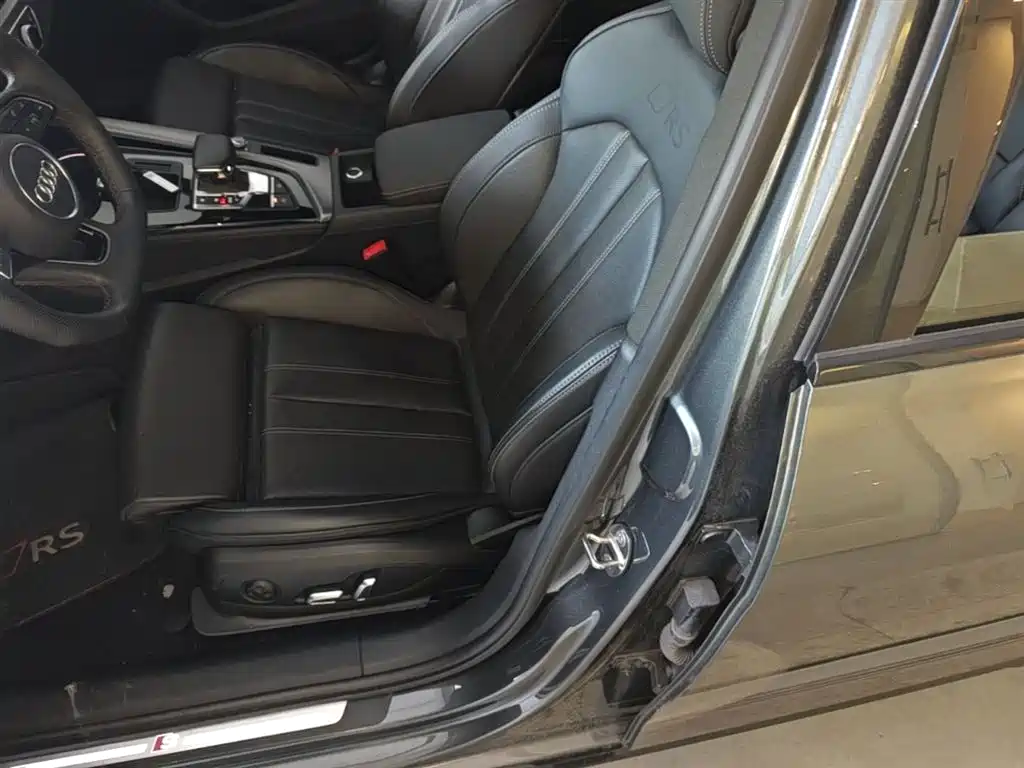 Audi A4L 2024 40 TFSI quattro RS Kit Speed Edition фото 15