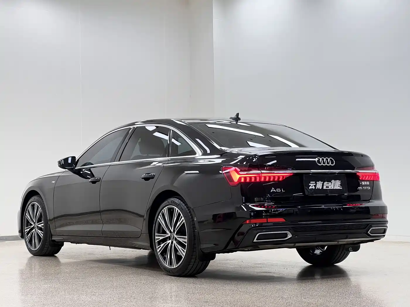 Audi A6L 2022 45 TFSI Premium Dynamic фото 4