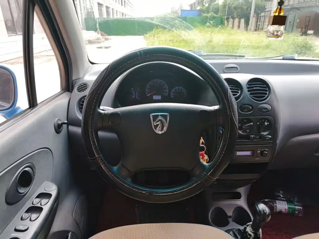 Baojun Lechi 2016 2012 Facelift 1.0L Manual P-TEC Standard