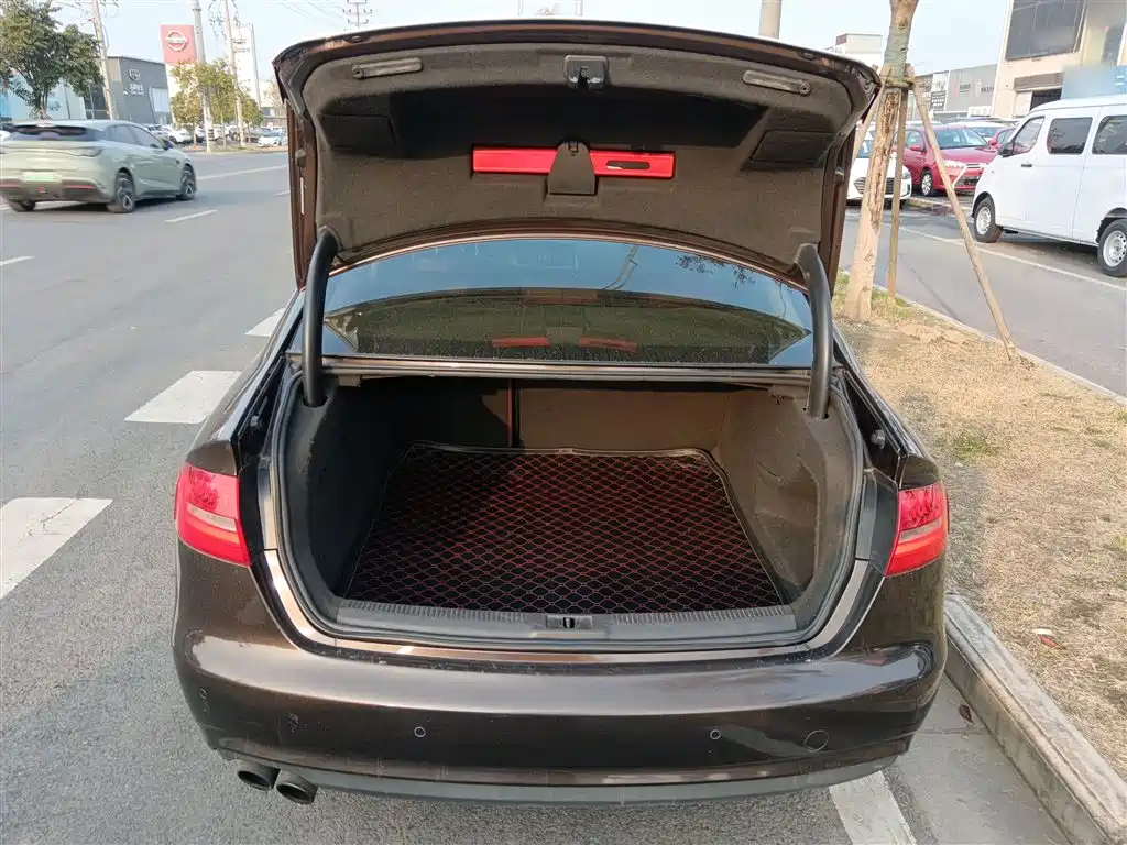 Audi A4L 2015 35 TFSI Auto Standard фото 15