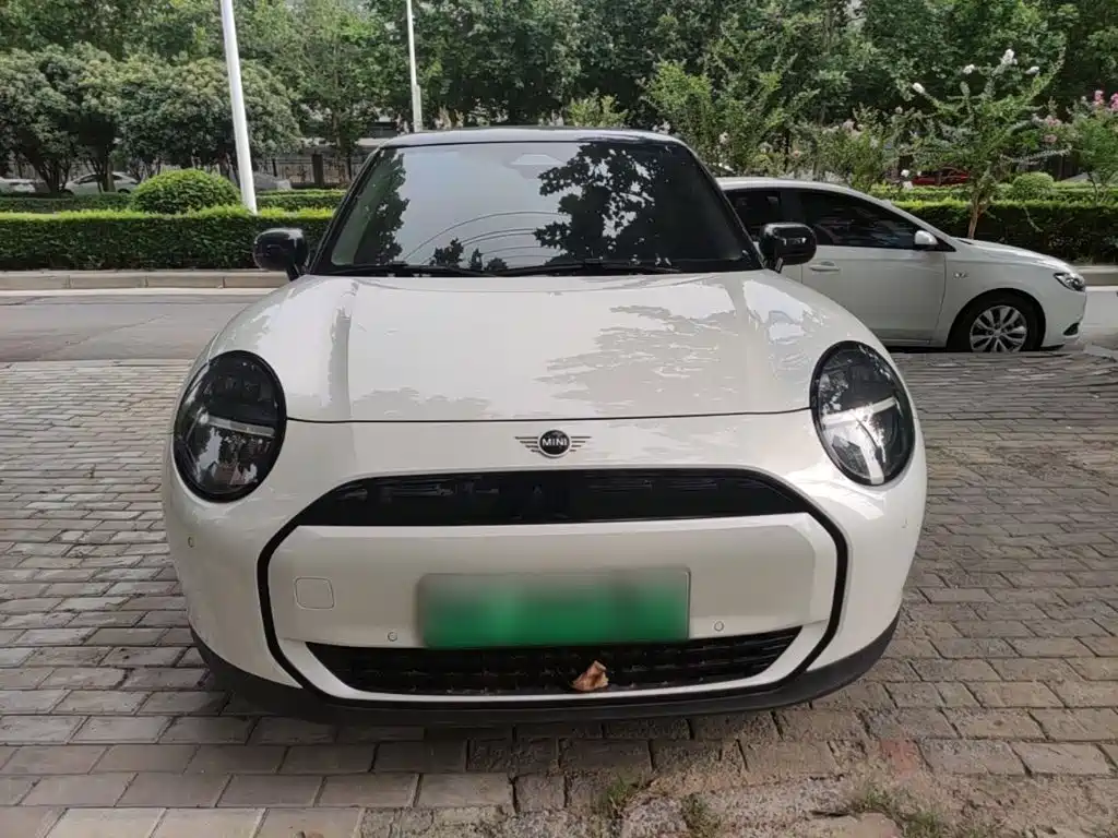 MINI Electric MINI COOPER 2024 2024 456km COOPER E Classic