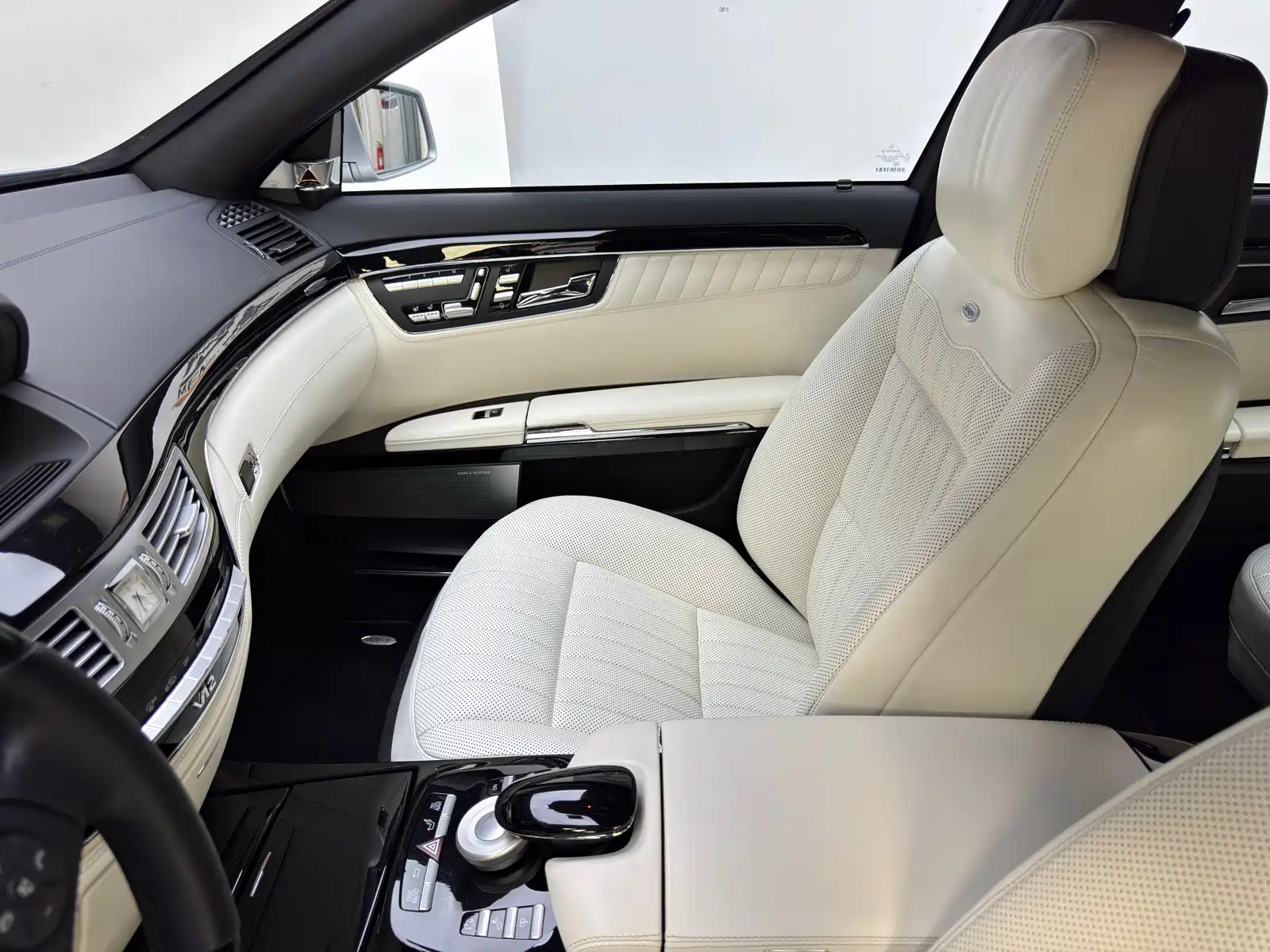 Фото 14 - Mercedes-Benz S-Class