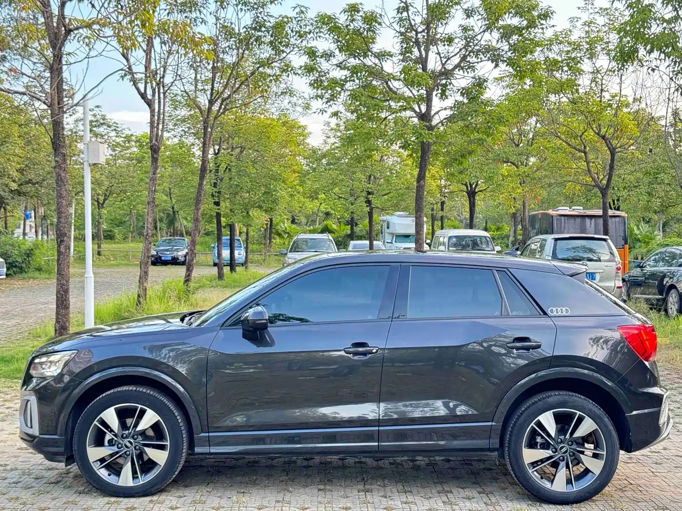 Audi Q2L 2022 35 TFSI Fashion Elegance фото 3