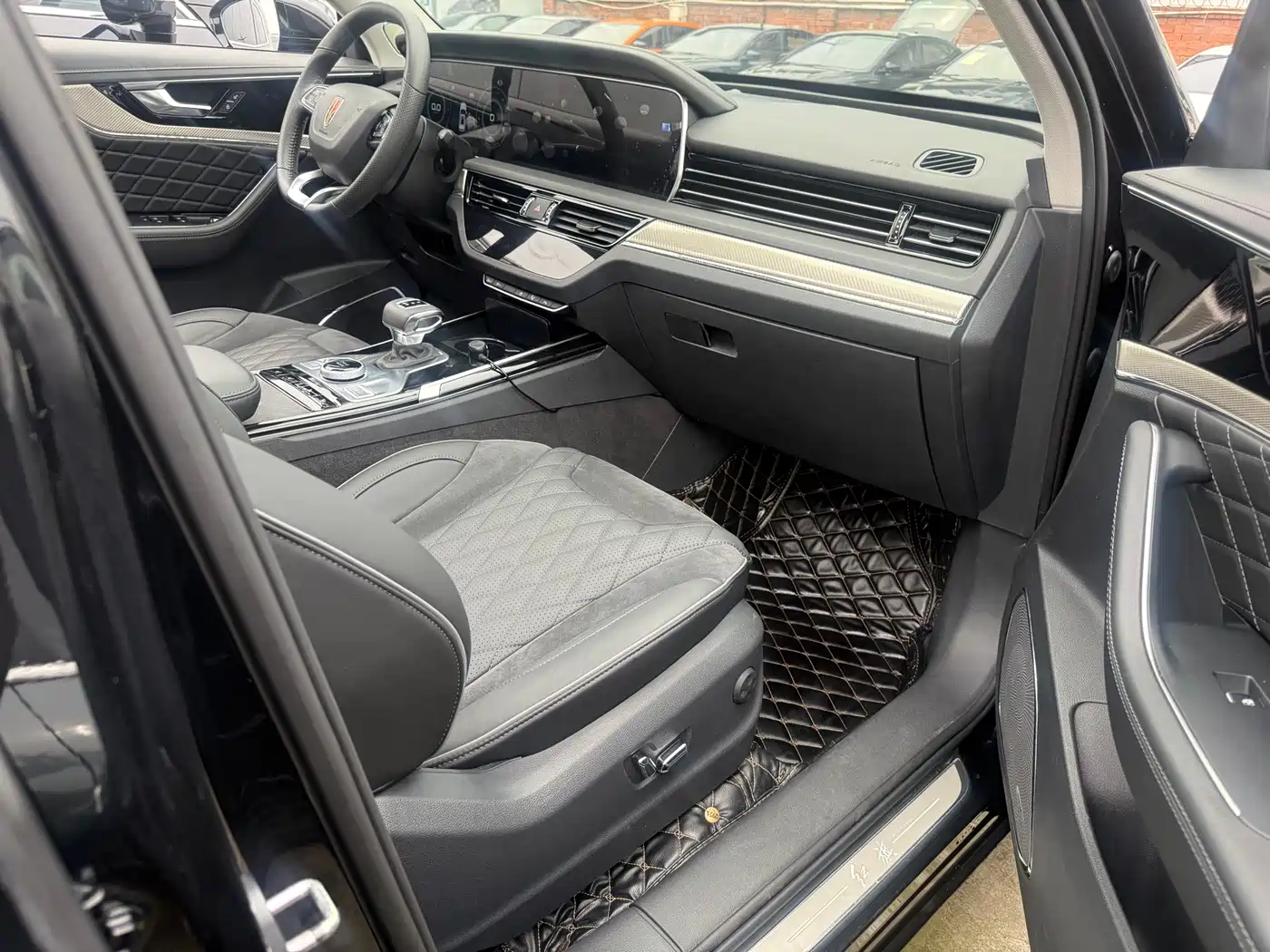 Hongqi HS5 2019 2.0T Smart Connect Enjoy 4WD Edition фото 11