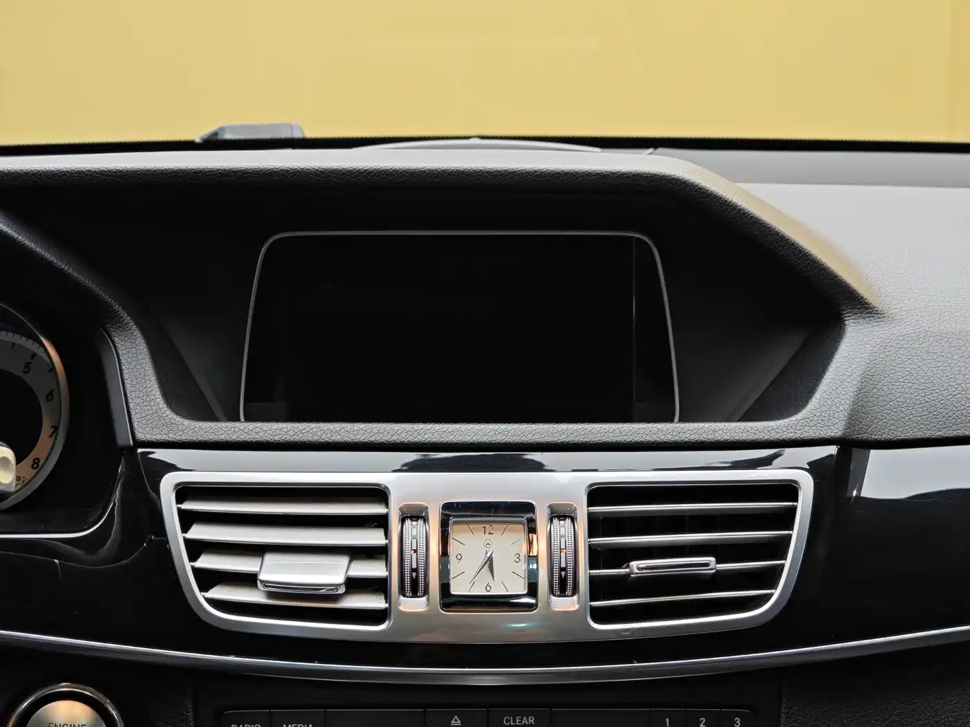 Mercedes-Benz E-Class 2015 Facelift E 200 L Sport фото 16