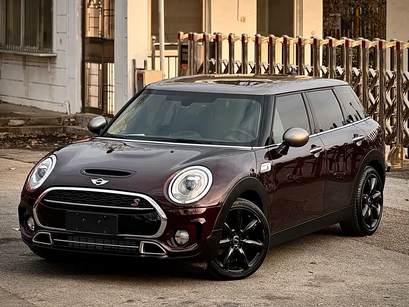 صورة 1 - MINI CLUBMAN