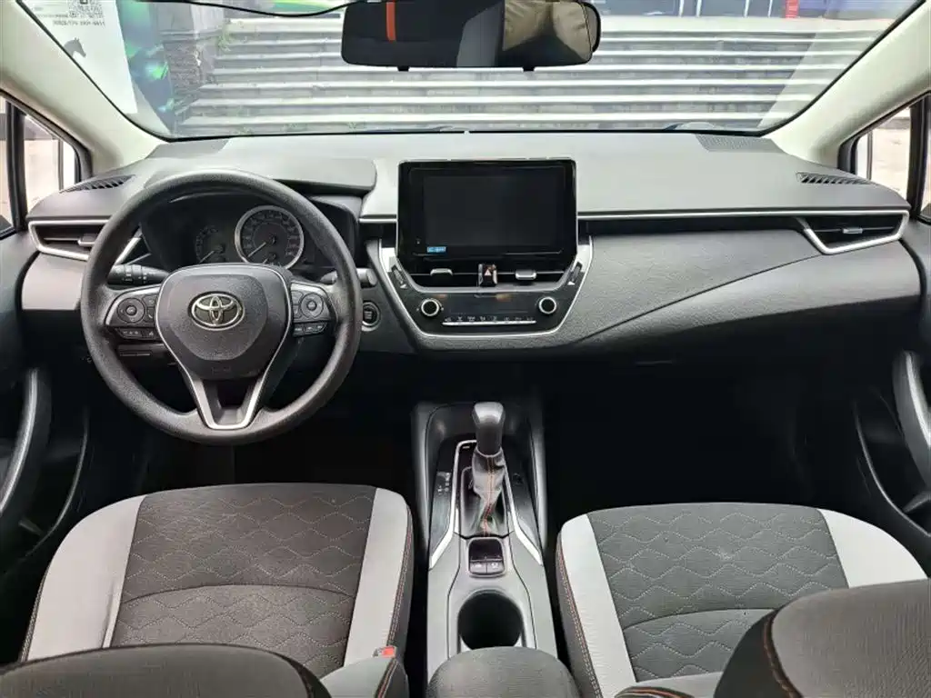 Toyota Corolla 2021 1.2T S-CVT Elite PLUS Edition фото 11