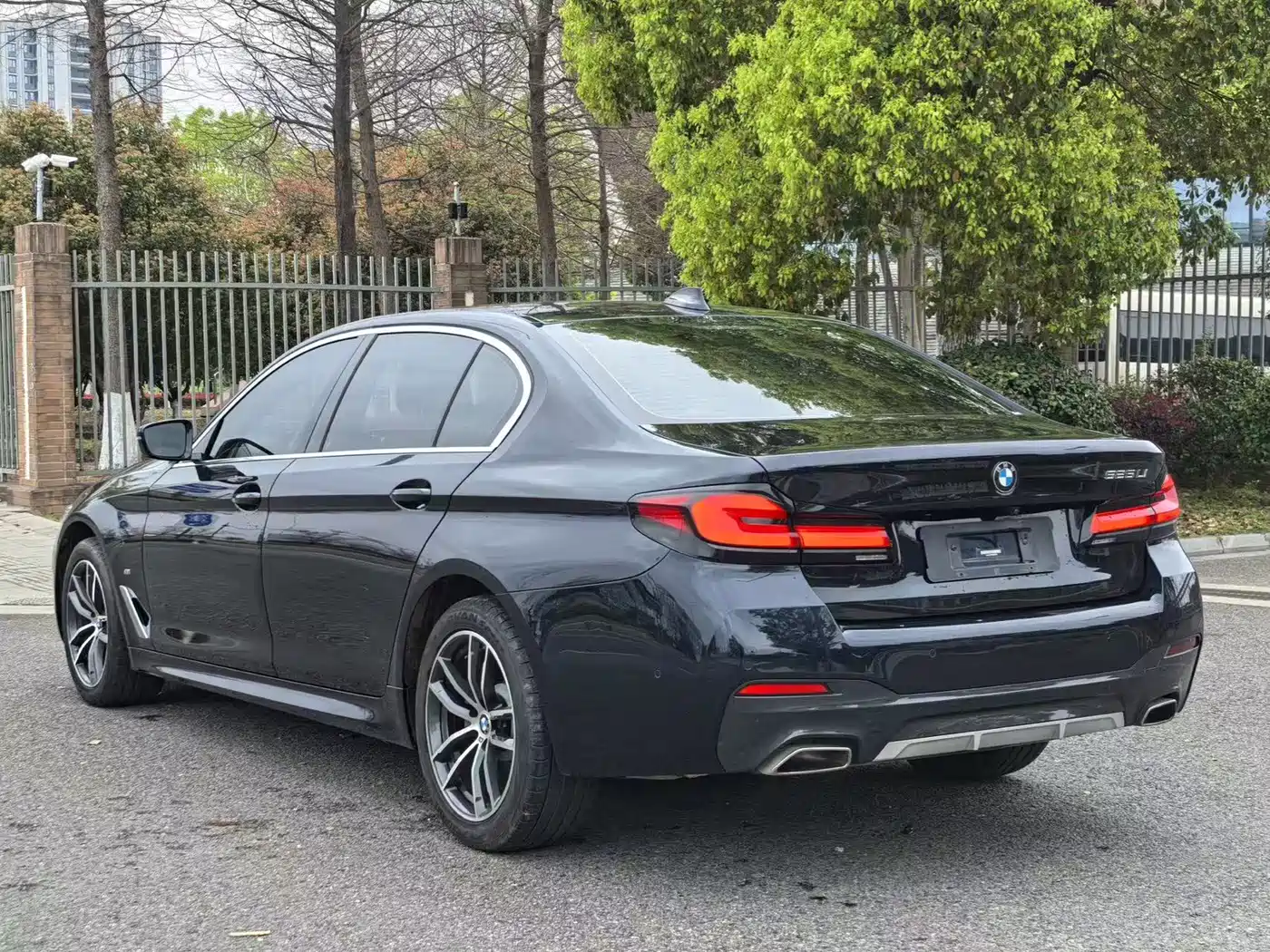 BMW 5 Series 2022 525Li Luxury Package фото 3