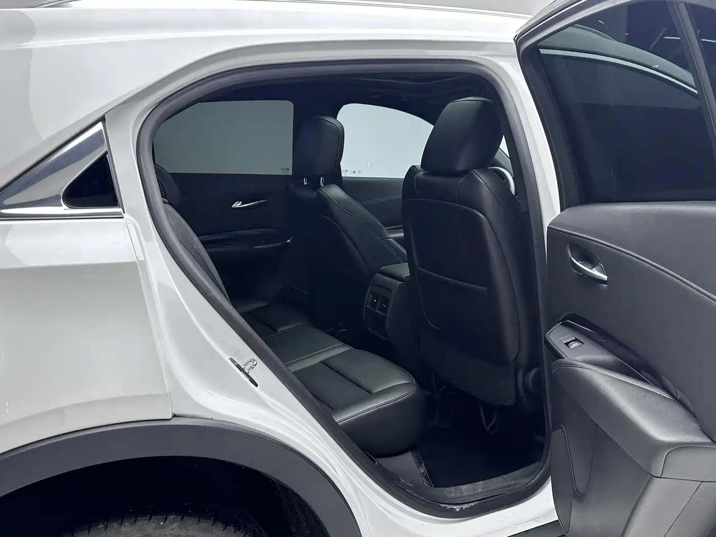 Cadillac XT4 2021 28T FWD Technology Edition фото 11