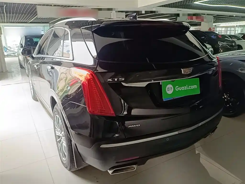 Cadillac XT5 2018 28T 4WD Luxury фото 5