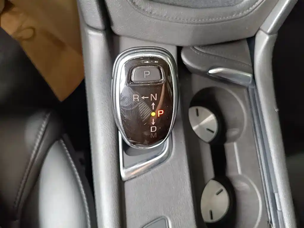 Cadillac XT5 2018 28T 4WD Luxury фото 14