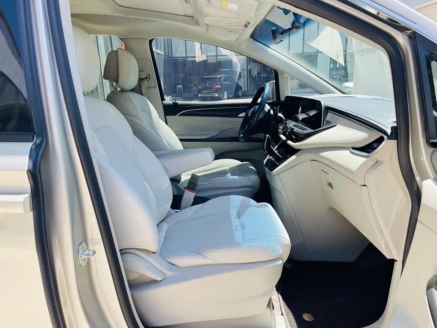 Buick GL8 2022 ES Landmark 653T Comfort фото 13