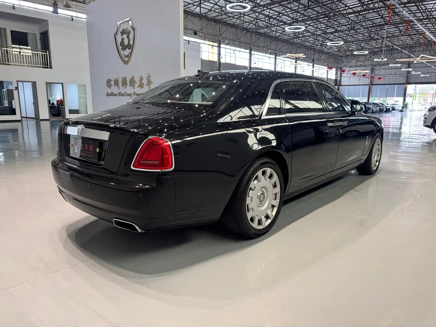 Фото 6 - Rolls-Royce Ghost