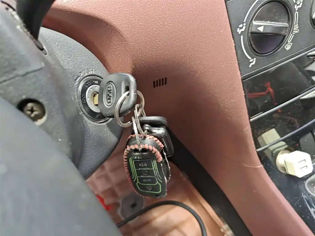 BYD F3 2013 Energy-saving Edition 1.5L Manual Comfort фото 9