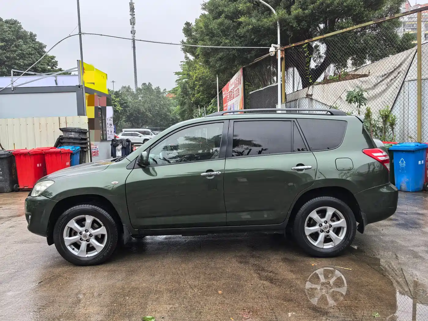 Toyota RAV4 Rongfang 2009 2.0L Manual Luxury Edition фото 4