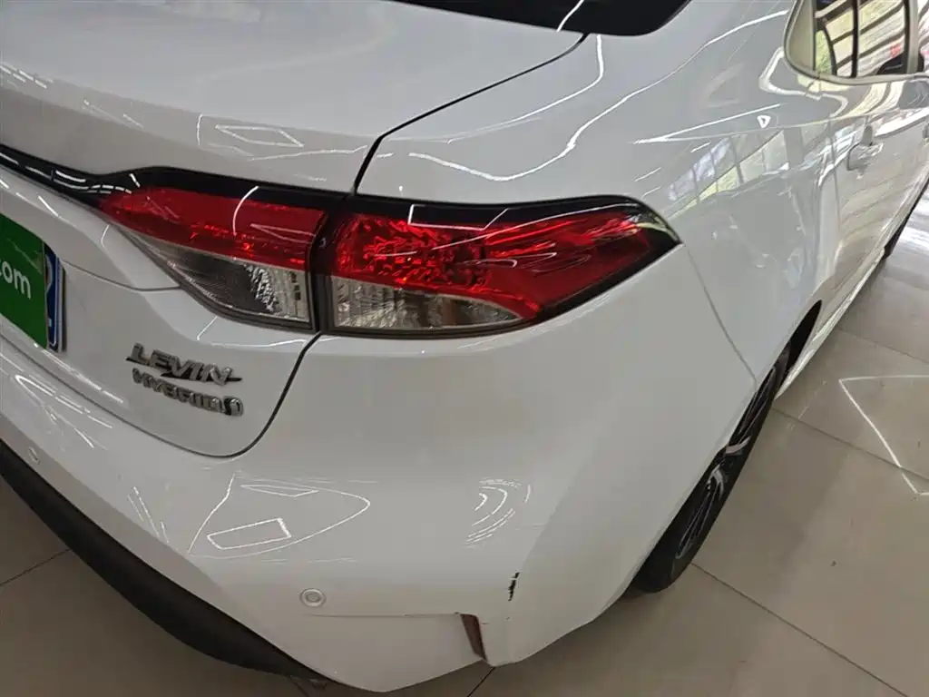 Toyota Levin 2023 Smart Hybrid 1.8L Leading Edition фото 8