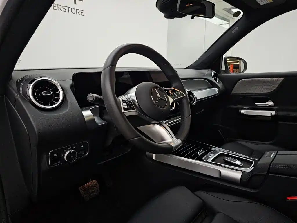 Mercedes-Benz GLB 2024 2024 Facelift GLB 200 Dynamic