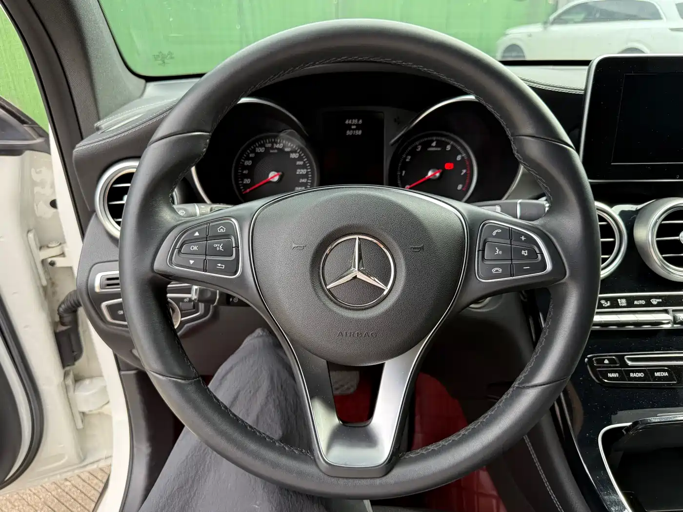 Mercedes-Benz GLC 2016 GLC 200 4MATIC фото 5