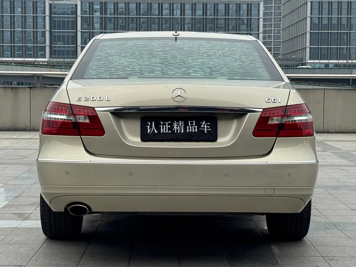 Mercedes-Benz E-Class 2011 E 200 L CGI Elegance фото 4