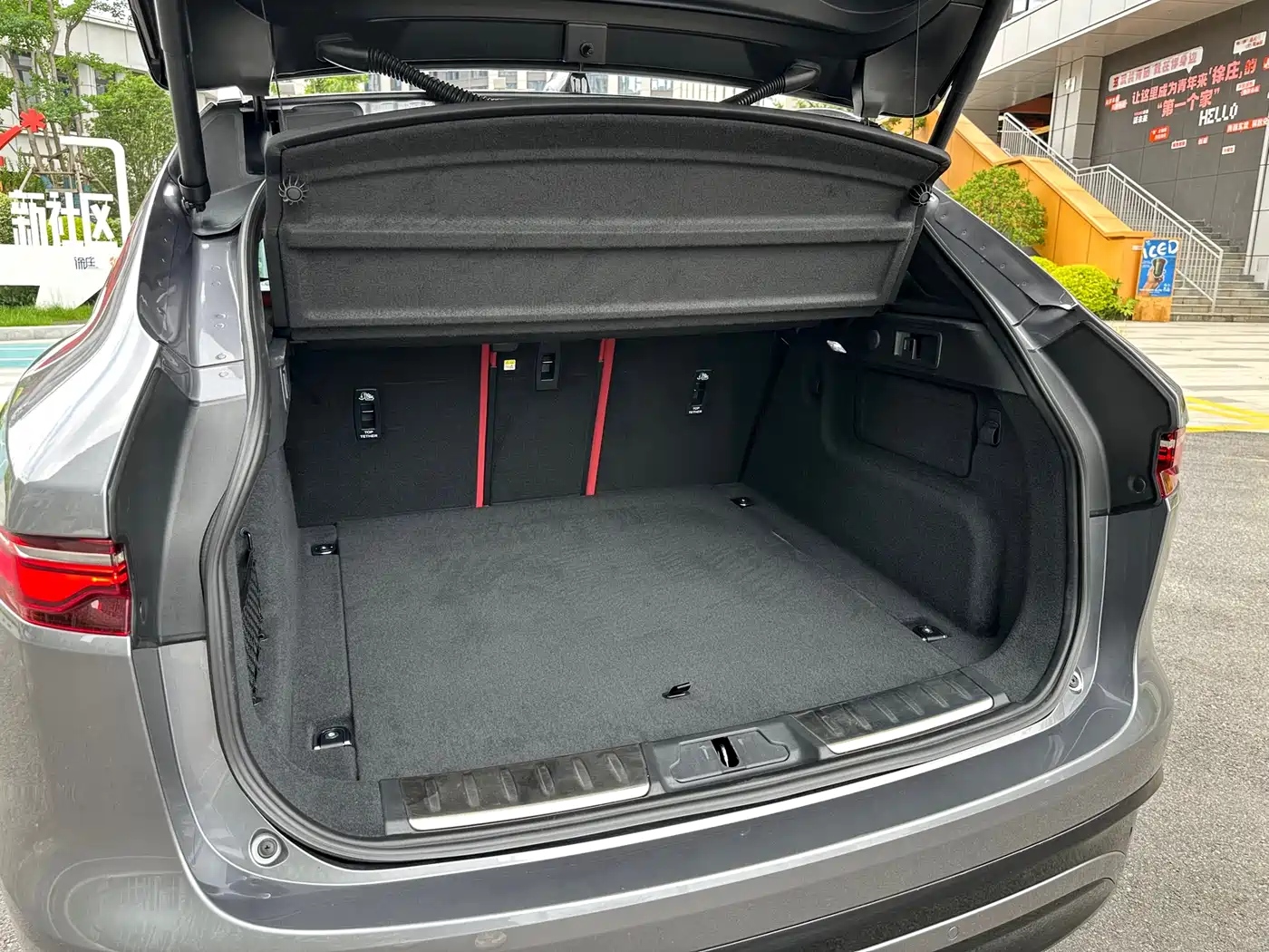 Jaguar F-PACE 2024 P250 R-Dynamic HSE фото 58