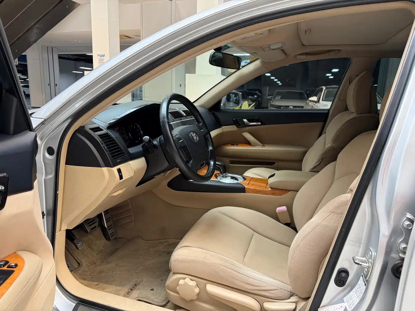 Toyota Reiz 2007 2.5S Sunroof Edition фото 9