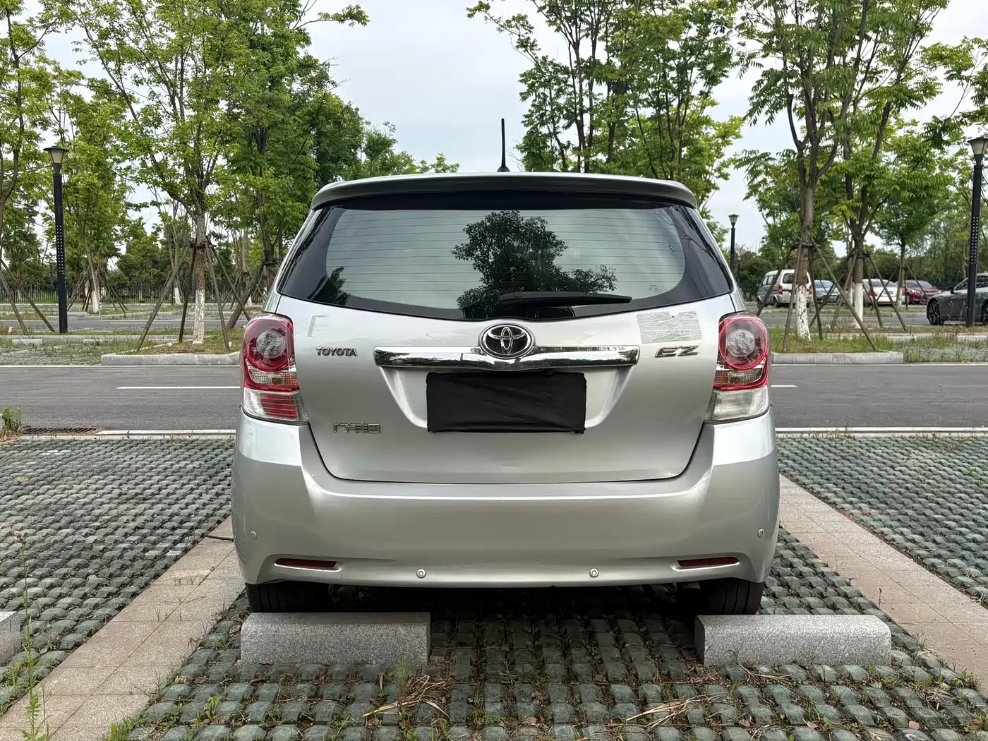 Toyota E'Z 2011 180E CVT Elite Edition фото 6