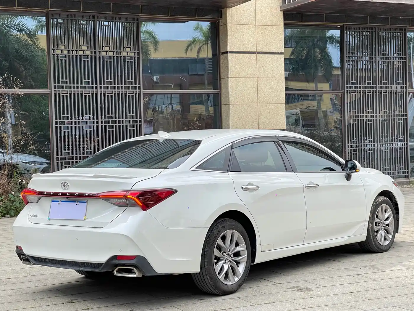 Toyota Avalon 2019 2.0L Luxury Edition (China VI) фото 6