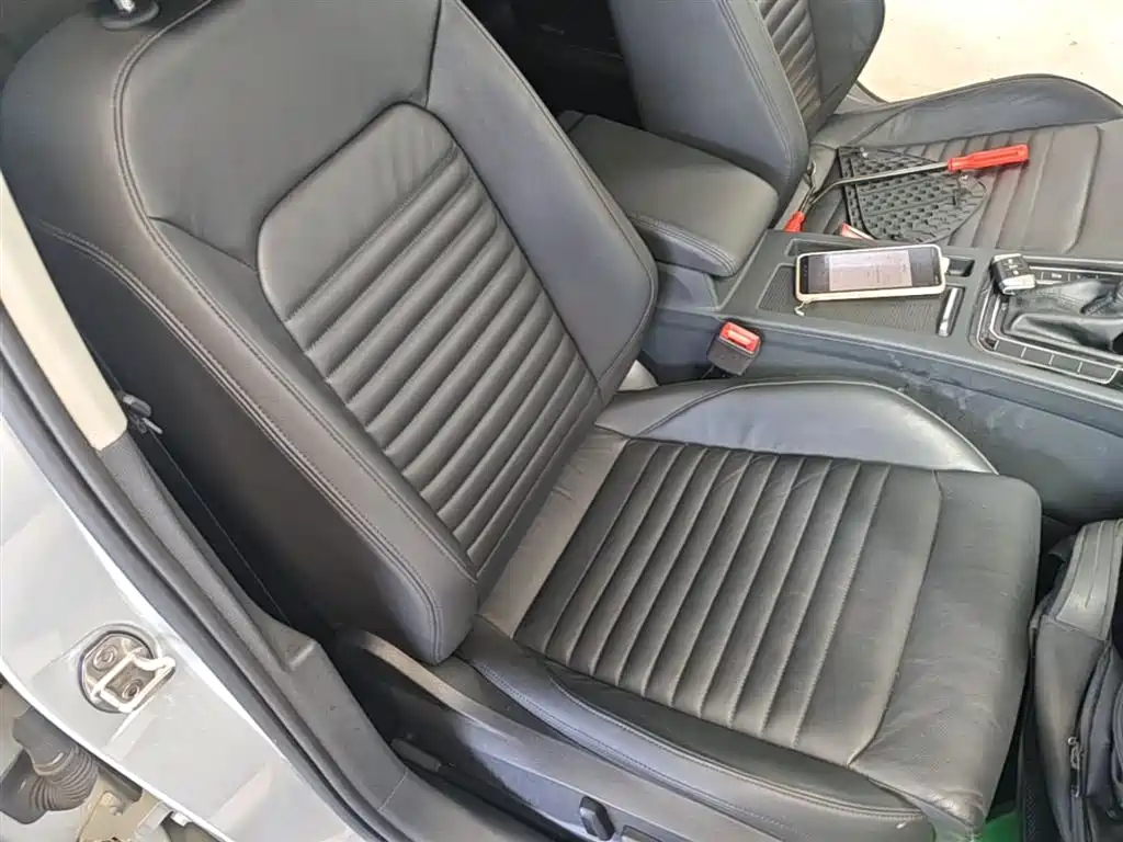 Volkswagen Magotan 2017 330TSI DSG Leading фото 25