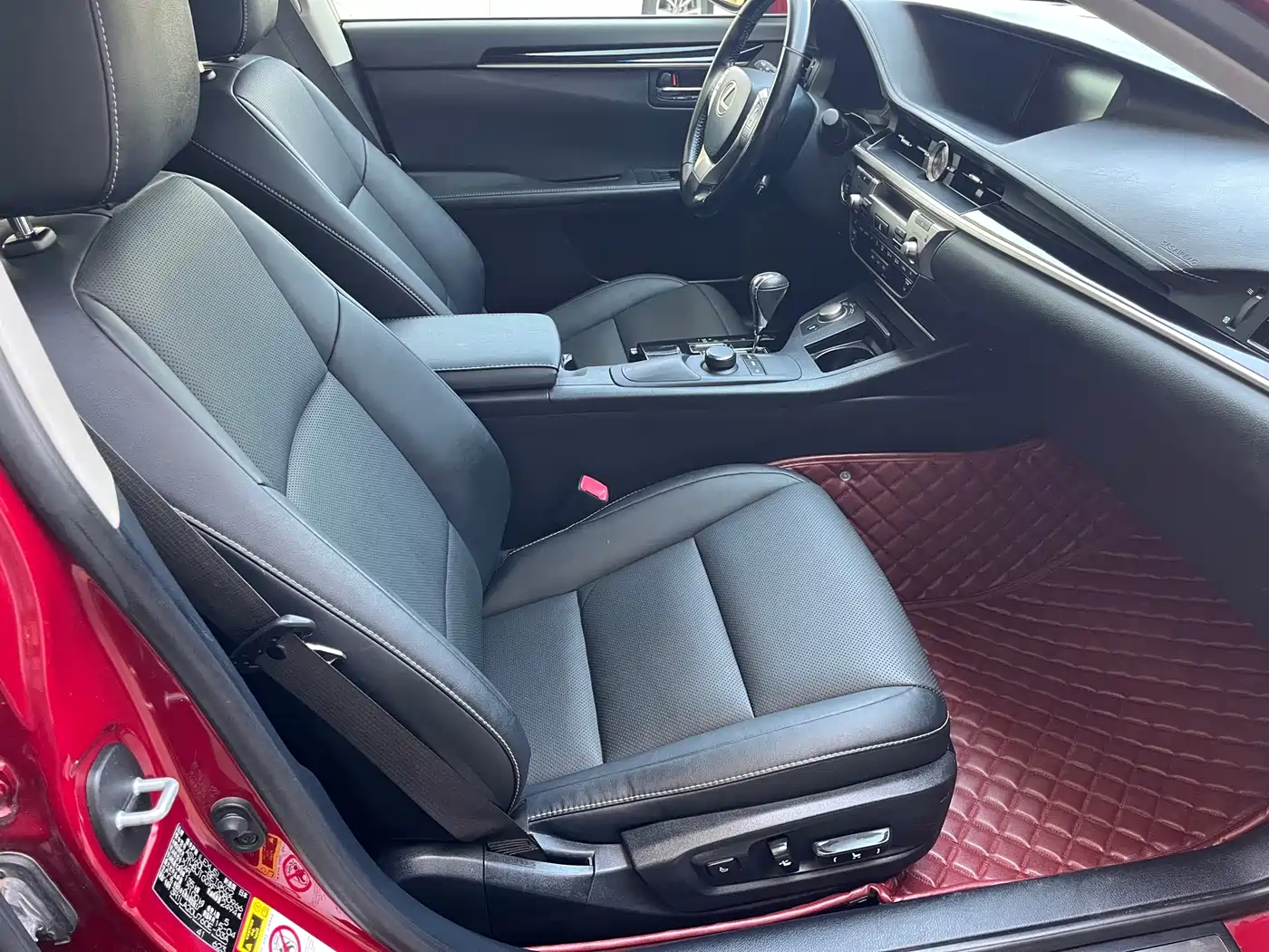 Lexus ES 2013 250 Elite Edition фото 12