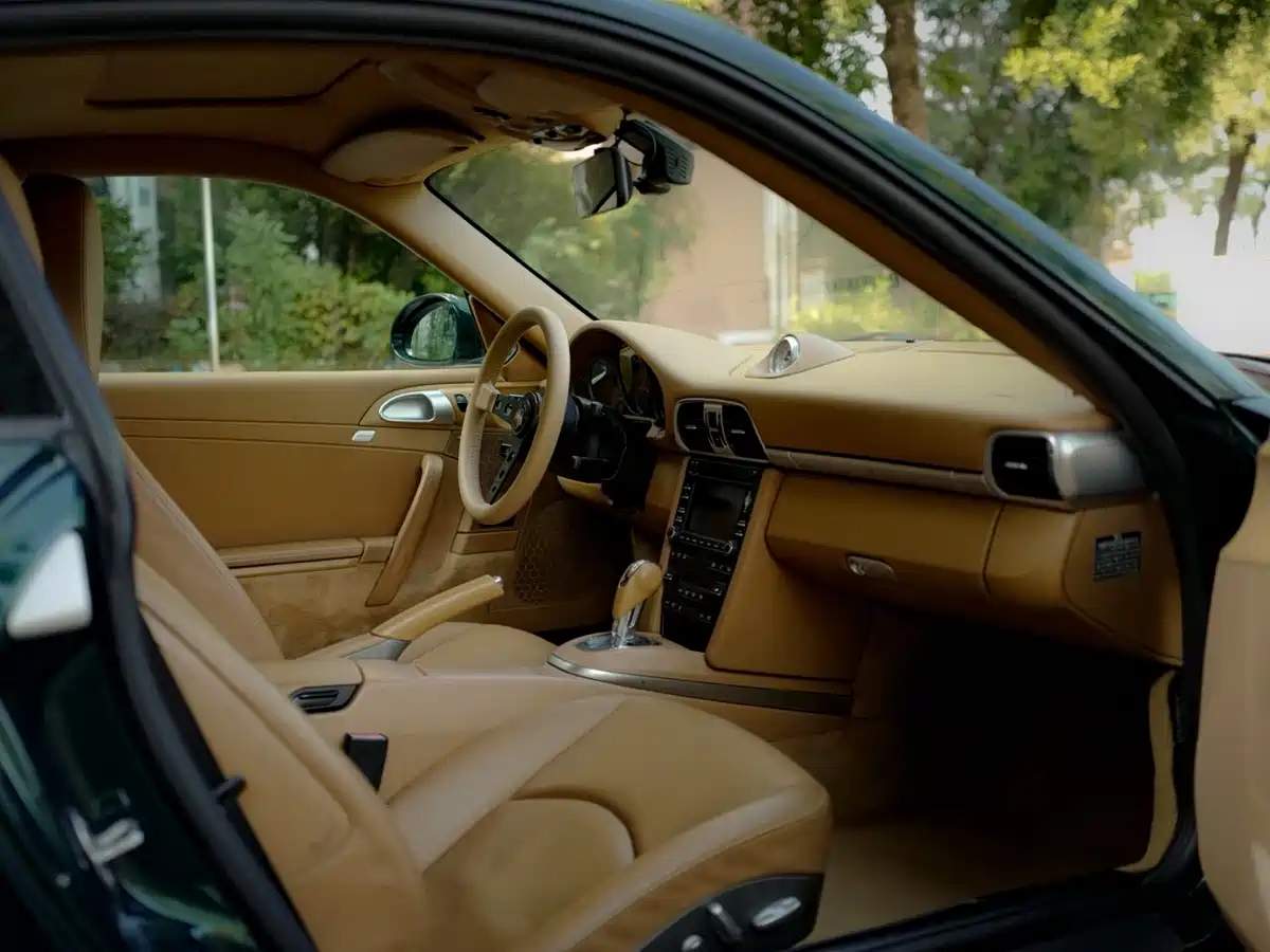 Porsche 911 2010 Carrera S 3.8L фото 18