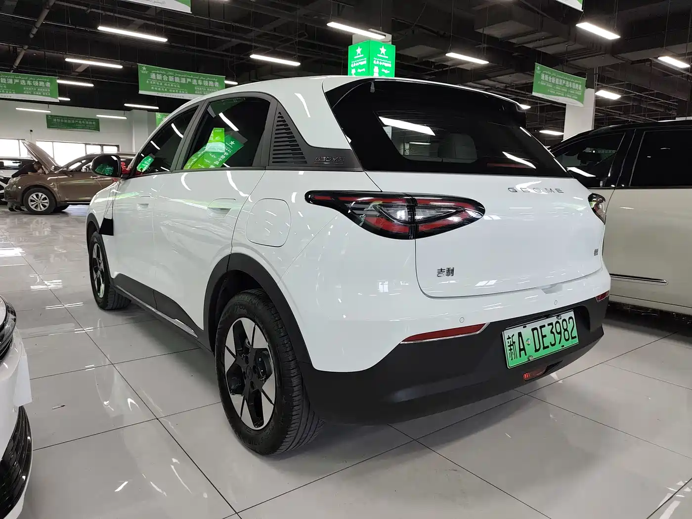 Geely Galaxy Starry Wish 2025 UP 410km Explorer+ Edition фото 7
