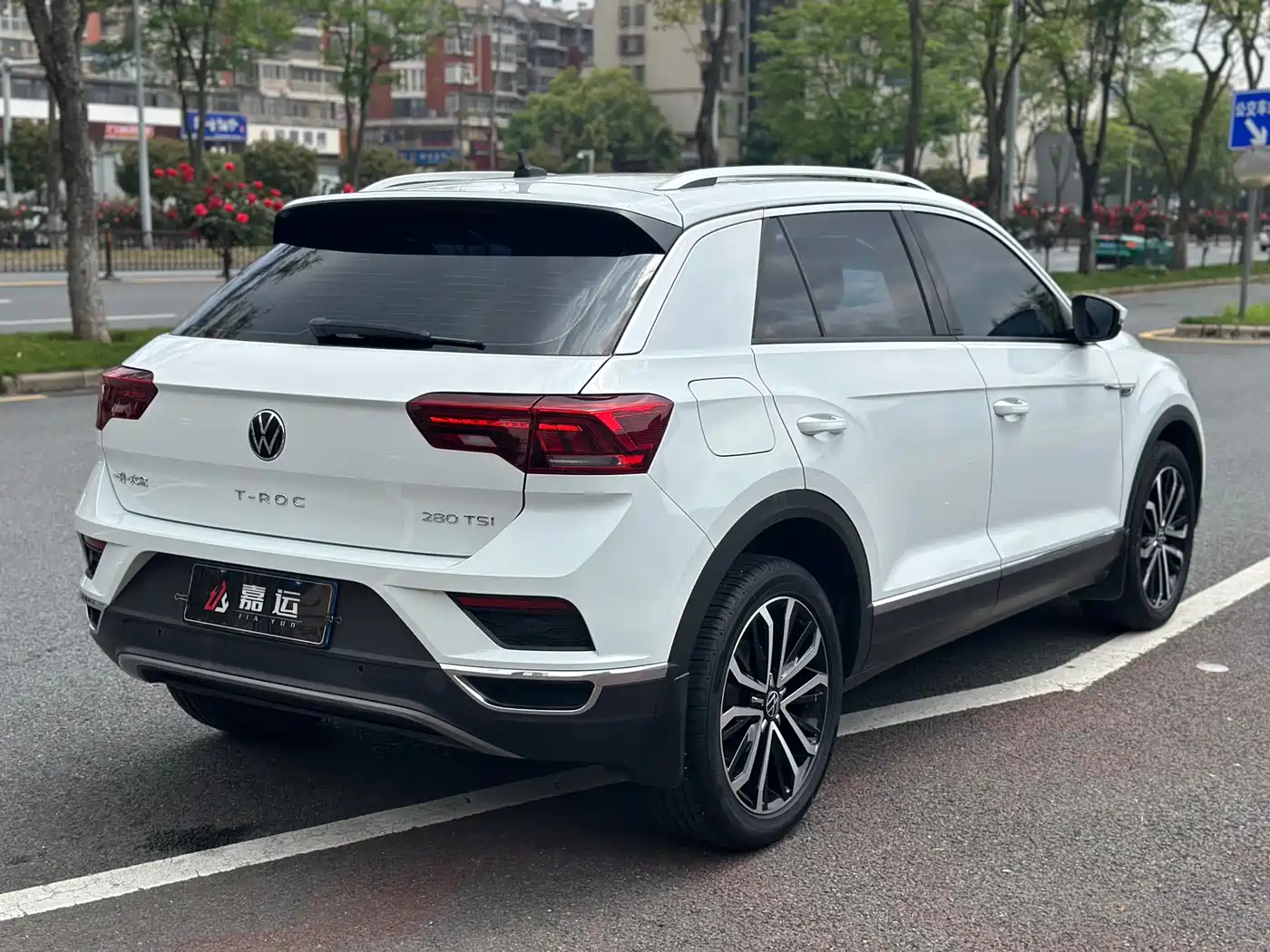 Volkswagen T-ROC 2022 280TSI DSG 2WD Comfort PLUS фото 5