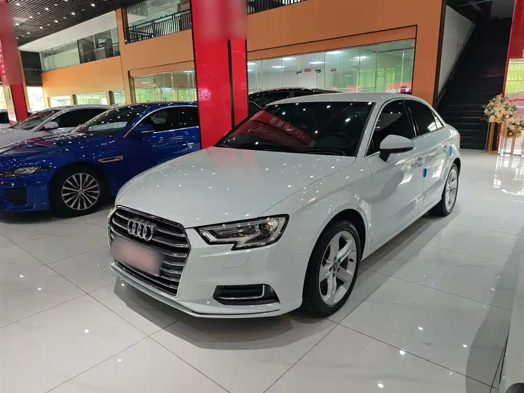Audi A3 2019 Limousine 35 TFSI Progressive China VI фото 2