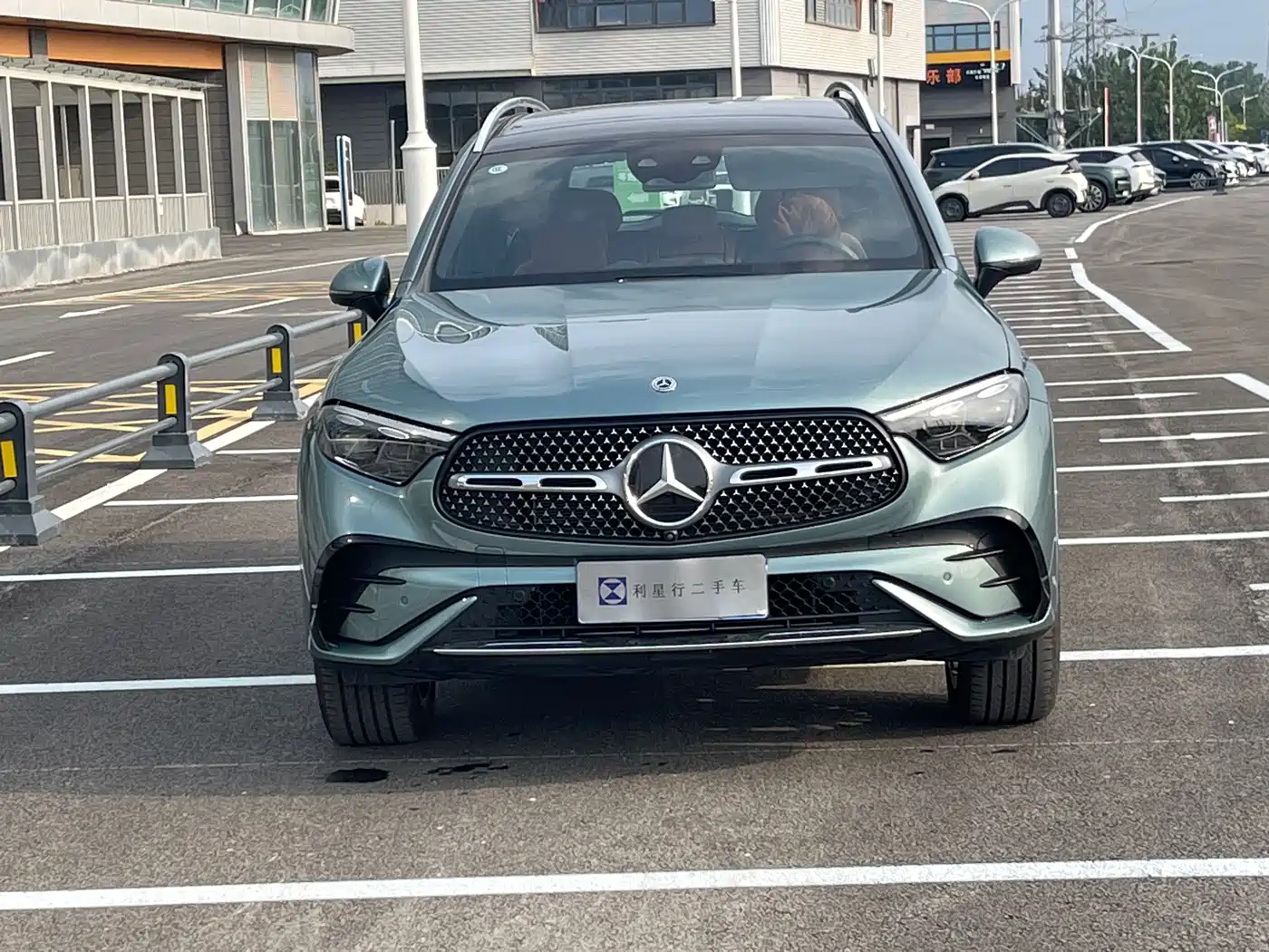 Mercedes-Benz GLC 2024 GLC 300 L 4MATIC Luxury 5-seater фото 2