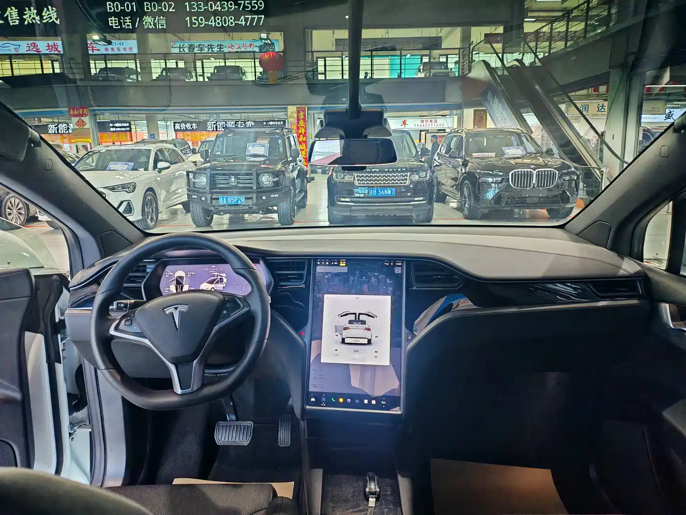 TESLA MODEL X