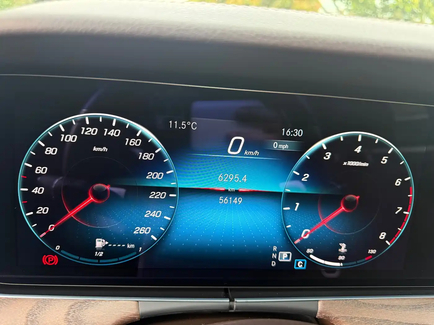 Mercedes-Benz E-Class 2023 E 300 L Fashion фото 24