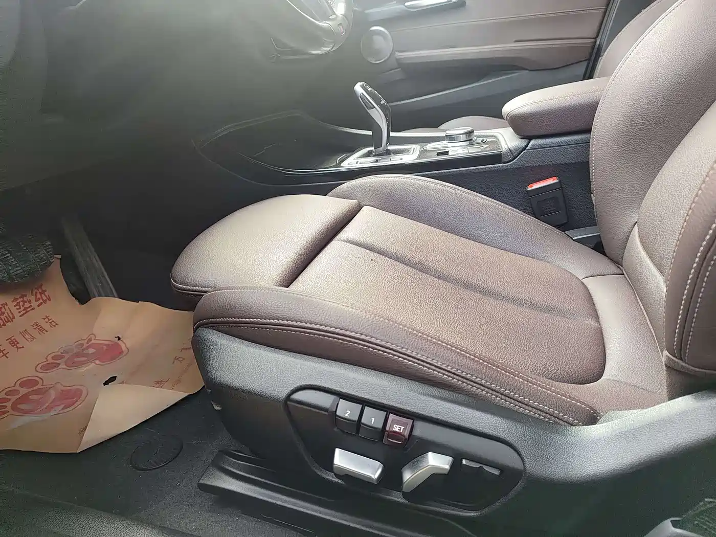BMW 1 Series 2022 120i M Sport Shadow Edition фото 8