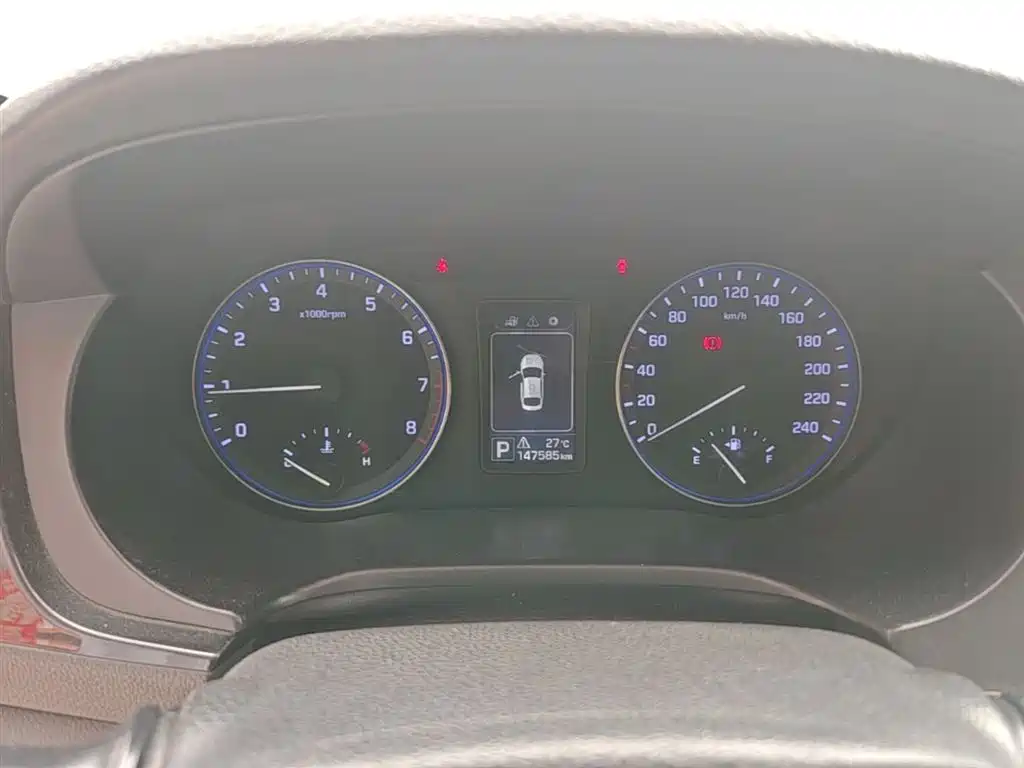 Hyundai Mistra 2014 1.8L Auto Smart GLS фото 12