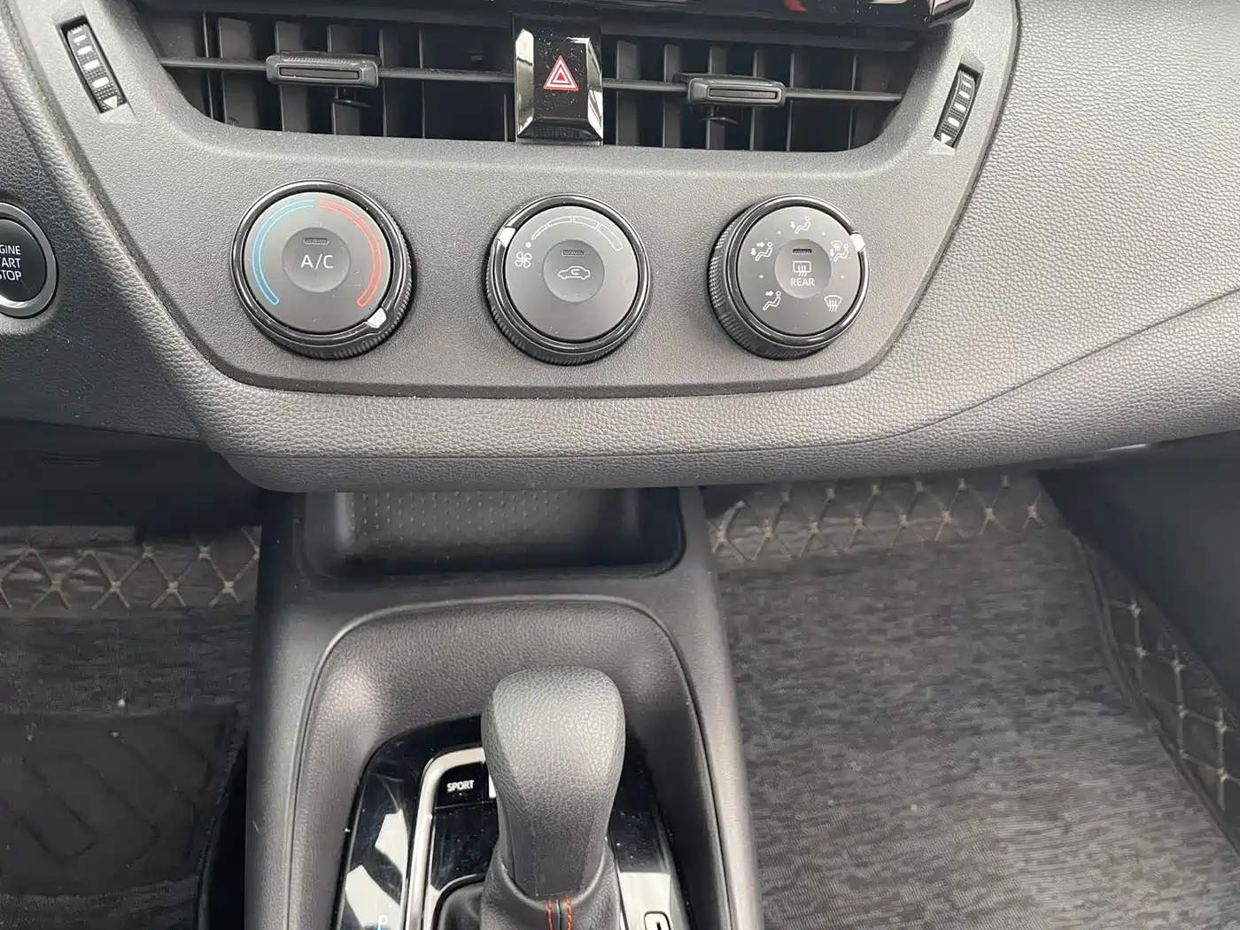 Toyota Corolla 2022 1.2T S-CVT Pioneer PLUS Edition фото 18