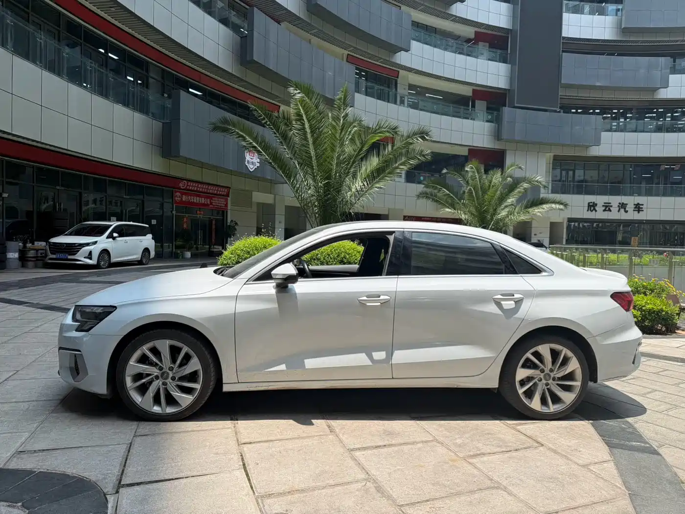 Audi A3 2021 A3L Limousine 35 TFSI Luxury Elegance фото 3