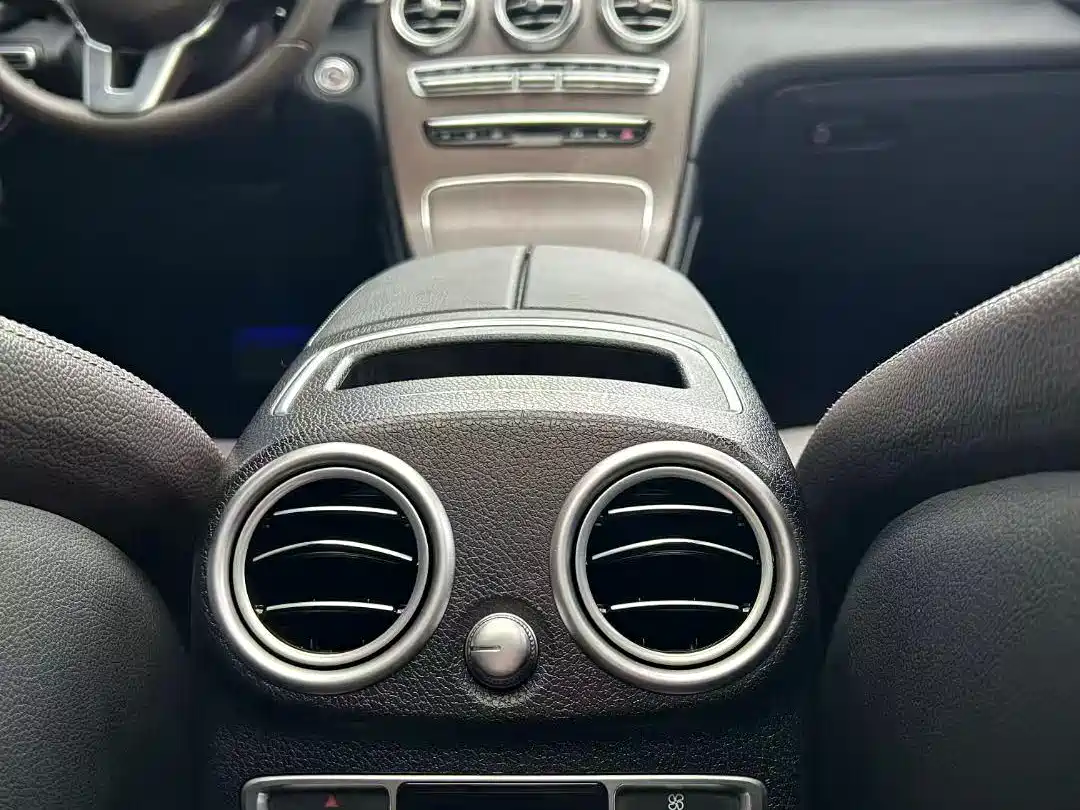 Mercedes-Benz GLC 2021 GLC 300 L 4MATIC Sporty фото 6