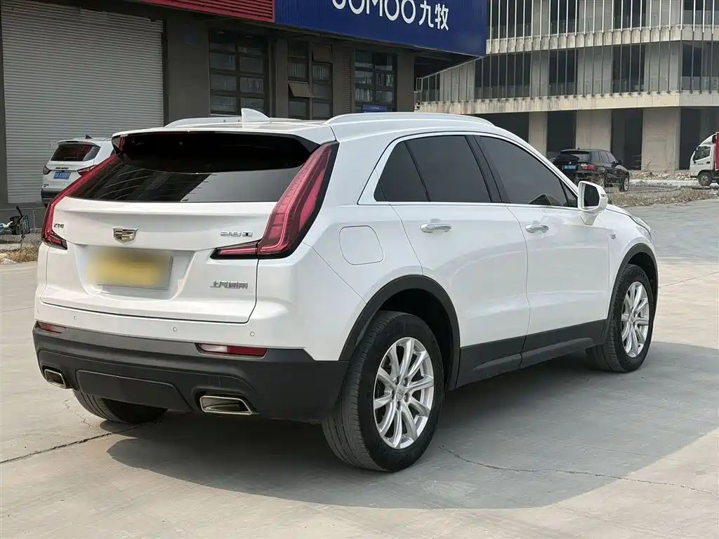 Cadillac XT4 2018 Model 28T 2WD Technology фото 15