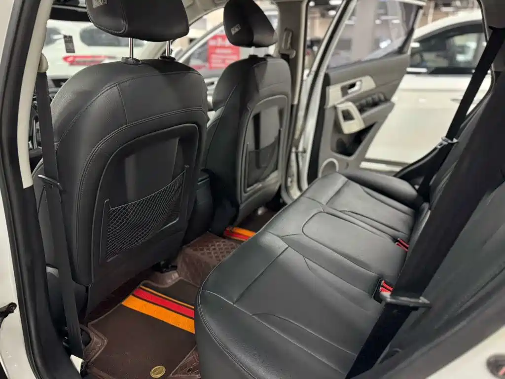 Haval H2 2015 2015 1.5T Automatic 2WD Elite Edition