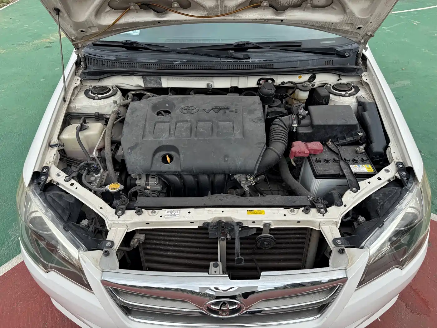 Toyota Corolla 2013 1.6L Automatic Luxury фото 18