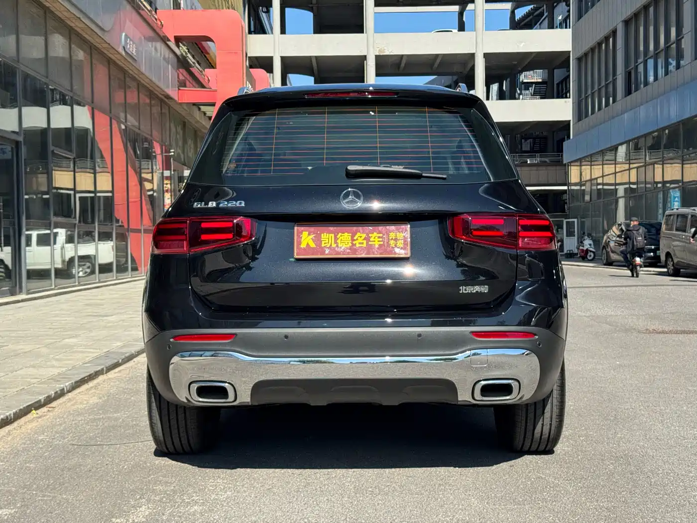 Mercedes-Benz GLB 2024 Facelift GLB 220 Style фото 8