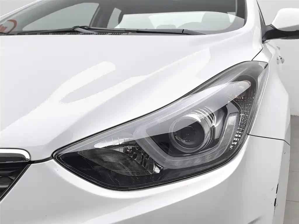 Hyundai Langdong 2016 1.6L Automatic Premium Edition фото 7