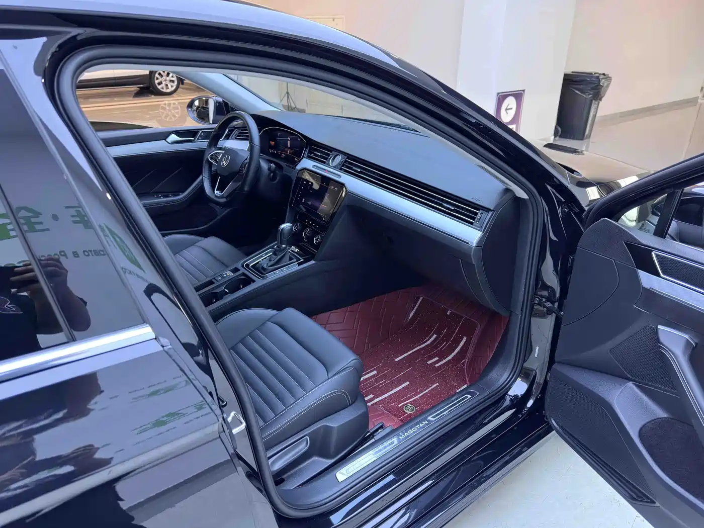 Volkswagen Magotan 2023 2 Million Units Commemorative Edition 280TSI DSG Comfort фото 10