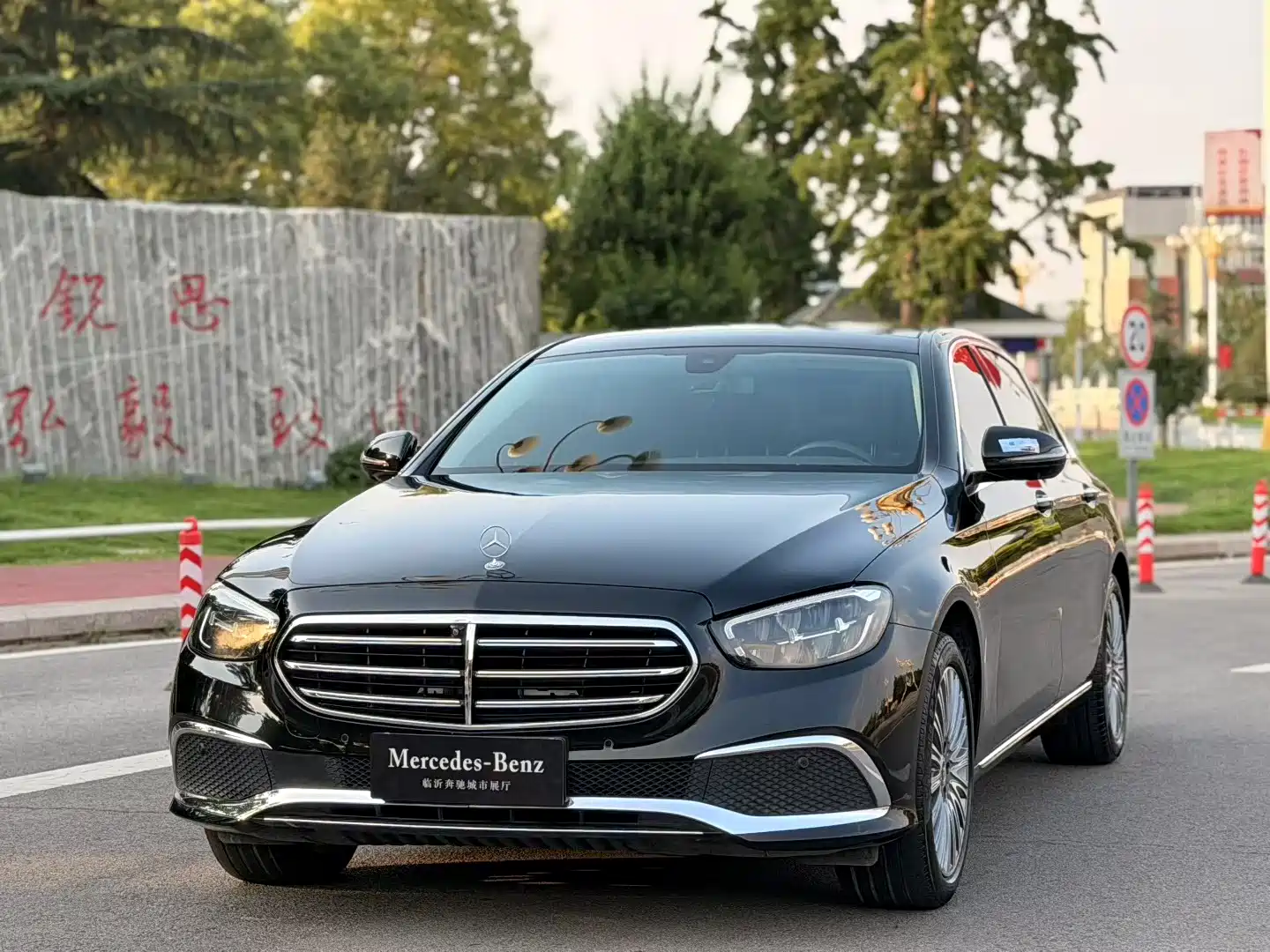 Фото 1 - Mercedes-Benz E-Class