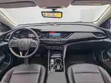 Photo 15 - Buick Regal