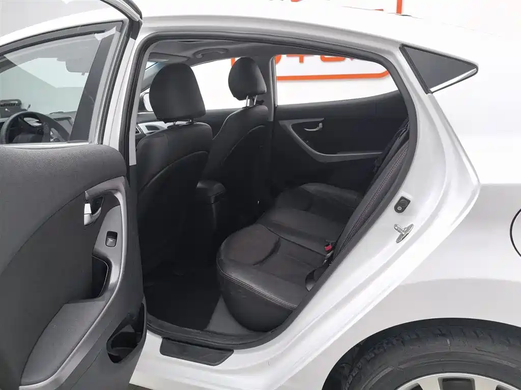 Hyundai Langdong 2016 1.6L Automatic Premium Edition фото 15